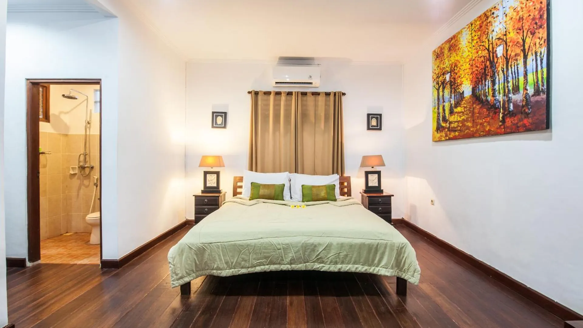 2-Bedroom Garden Legian Villa, 5Min Walk To Double Six Beach Seminyak  Villa Seminyak (Bali)