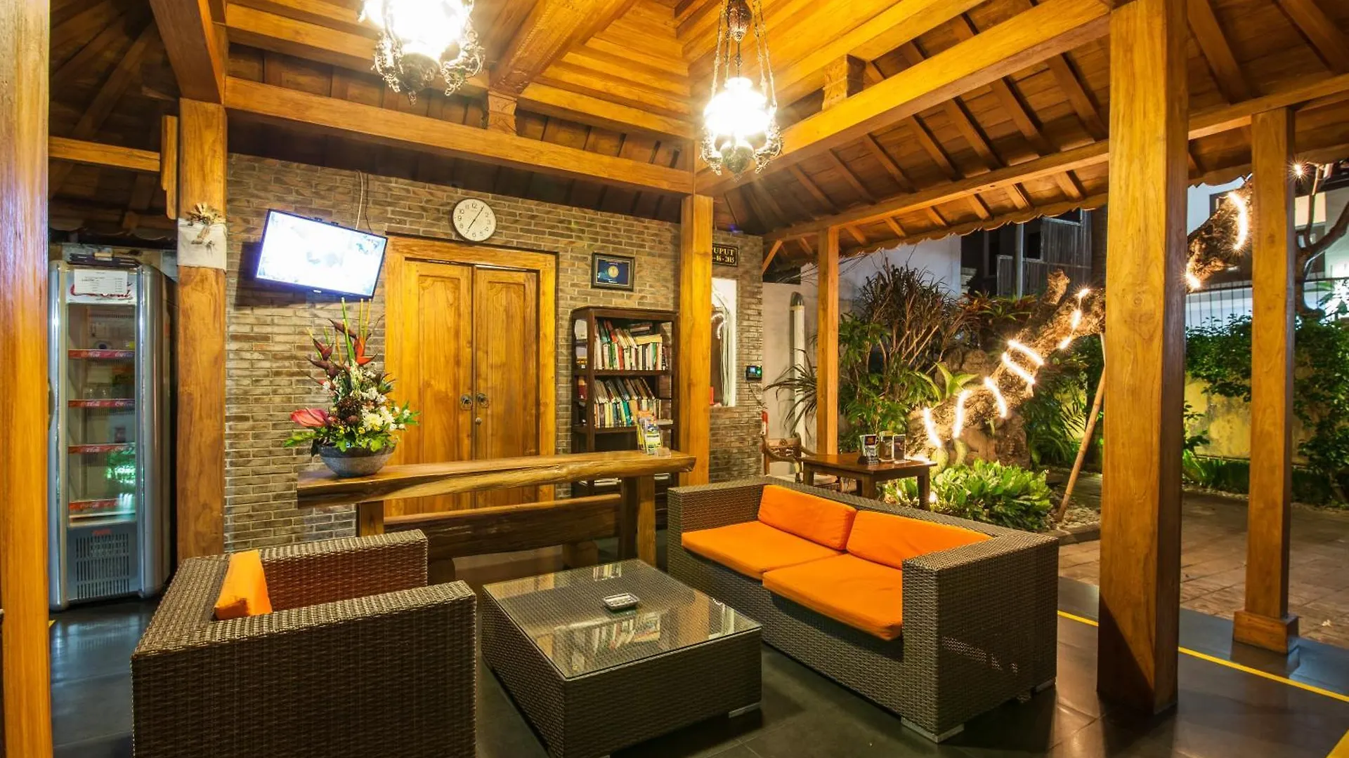 2-Bedroom Garden Legian Villa, 5Min Walk To Double Six Beach Seminyak